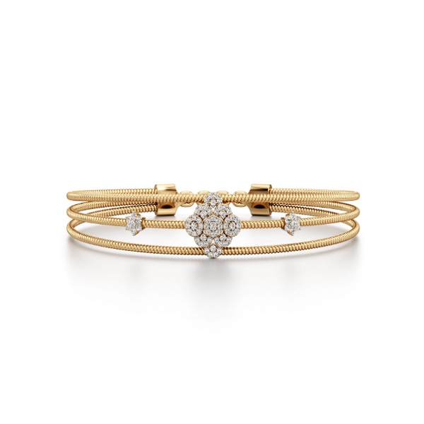 Floral Majesty Diamond Bracelet in Yellow 10k Gold